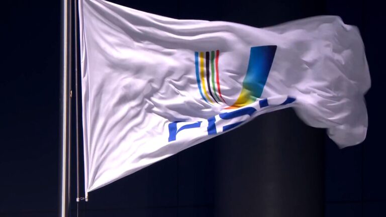 成都大运会_Chengdu_2021_20230728_15_-_FISU_flag