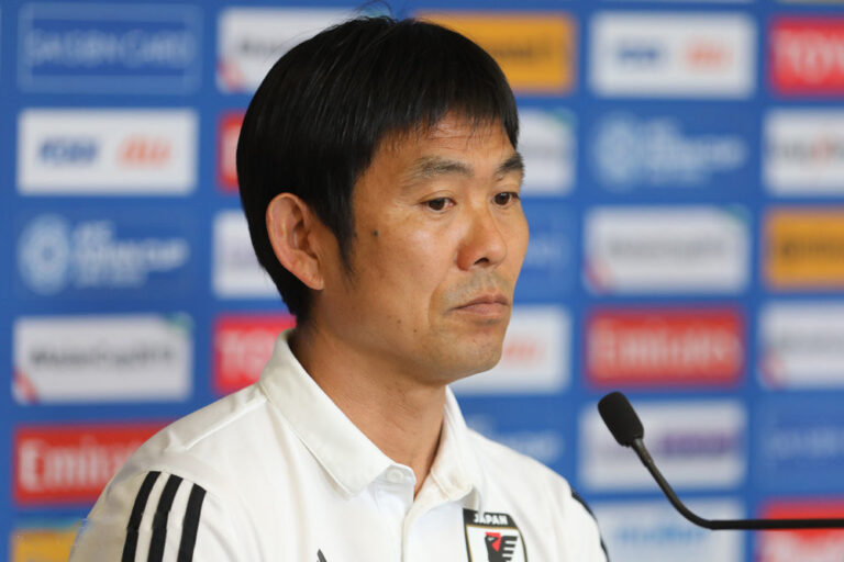 Hajime_Moriyasu_at_Iran-Japan_pre-match_conference_1