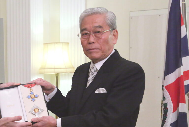 Tim_Hitchens_and_Hisashi_Hieda_20140121