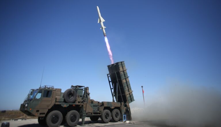 Type_12_(AShM)_firing,_Japan_GSDF