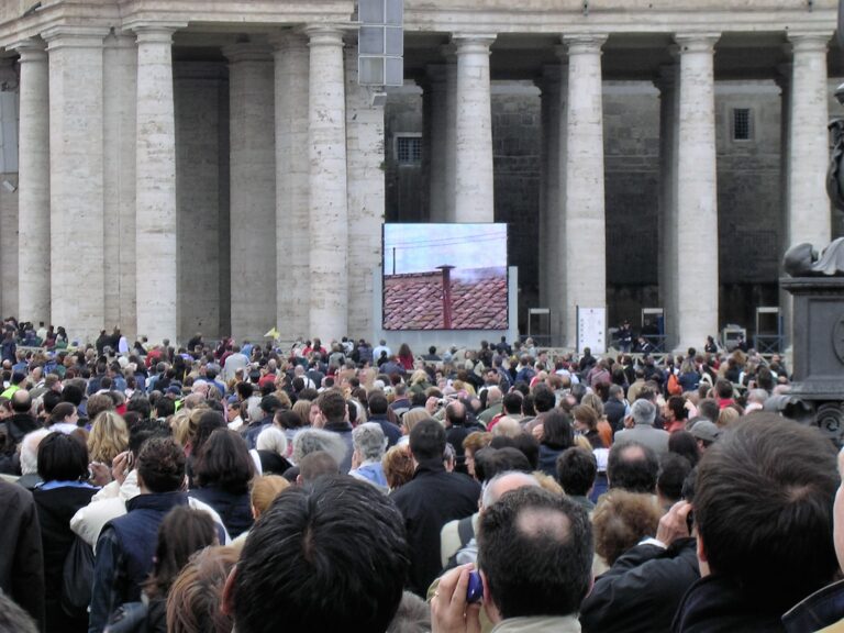 Conclave_of_2005