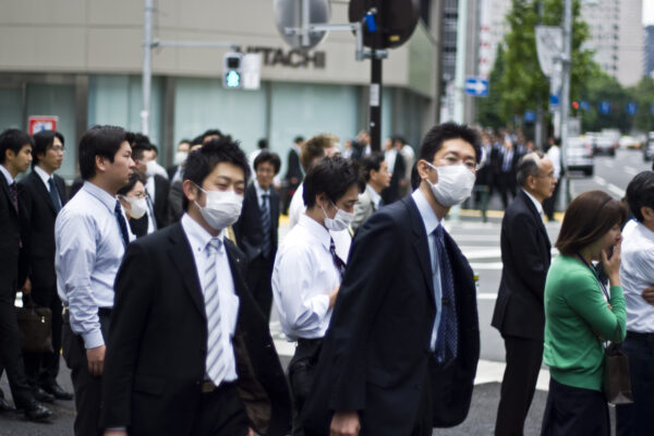 Japão monitora resfriados e sintomas respiratórios para detectar novas doenças