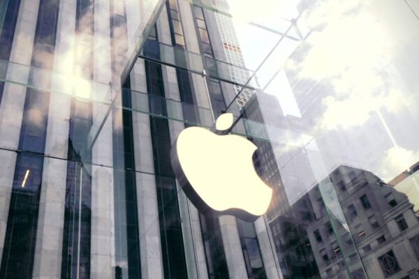 Japão divulga diretrizes para nova lei que visa limitar domínio de gigantes em lojas de apps