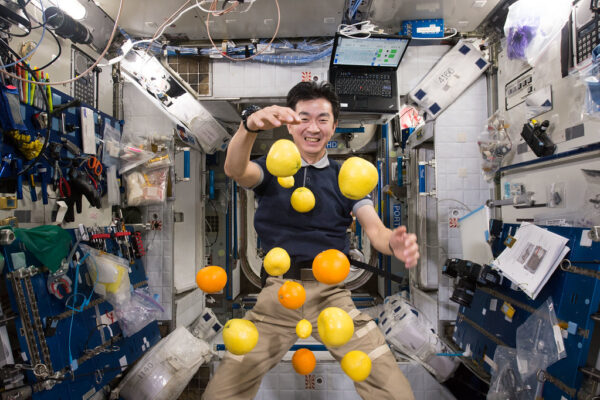 Astronauta japonês Yui Kimiya retornará ao espaço em julho e espera inspirar o país
