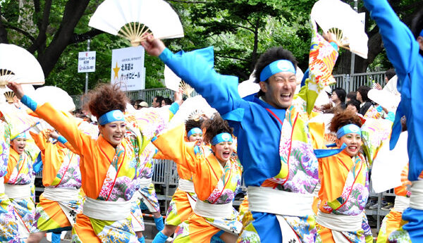 Festival YOSAKOI Soran 2024 encanta Sapporo e atrai 27 mil dançarinos