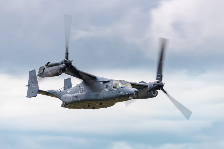 USAF_CV-22B_Osprey_11-0058_RIAT_2023_05