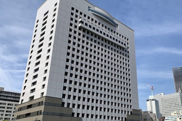 Quatro jovens são presos por tentativa de assalto violento em casa de Kamakura, no Japão