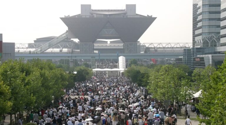 Comiket 106