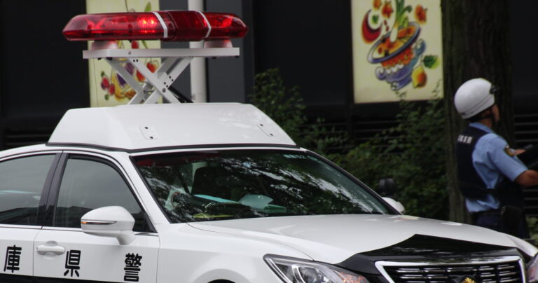 Hyogo_Prefectural_Police_Type_200_Mobile-52