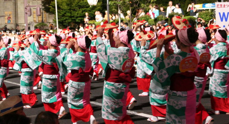 YAMAGATA_HANAGASA_MATSURI_2008_Day3_(2740825277)