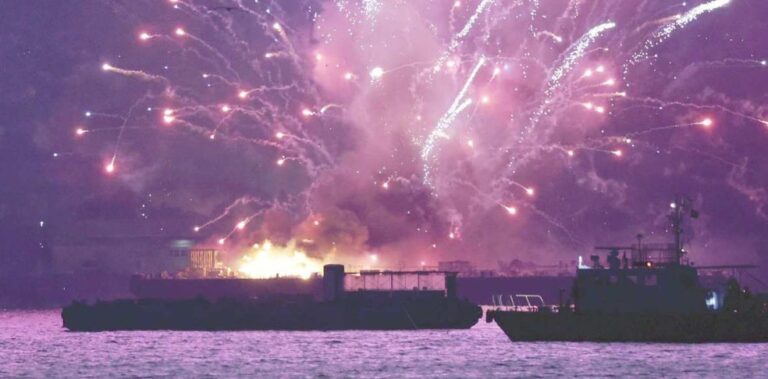 incendio festival de fogos de artifício em yokohama