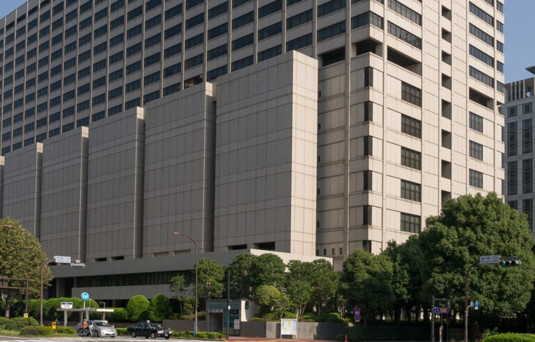Tokyo-Hight-Coat-01