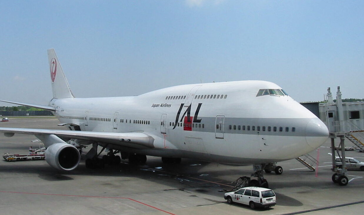 Japan Airlines vai suspender pilotos com problemas no fígado após novo caso de álcool