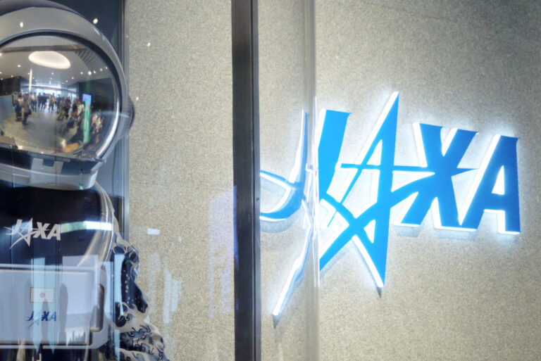 JAXA_Space_Suit_Fashion_Competition_Winner_P9295024