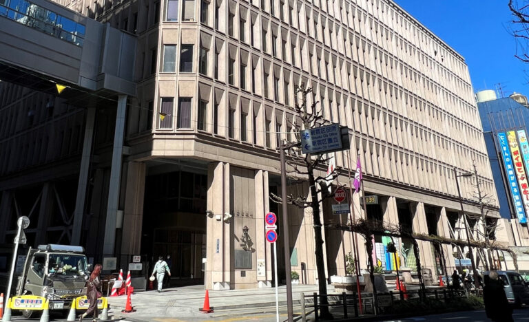 Shinjuku_Ward_Office_2023-02-16