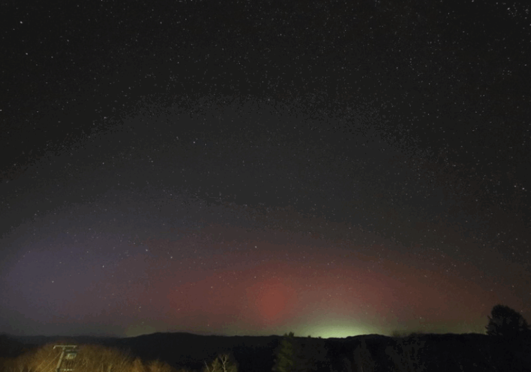 Aurora Boreal Vermelha Hokkaido - 01
