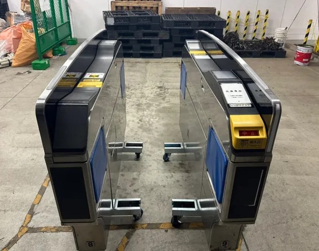 Uma catraca de trem para entrar na sua casa? Ferrovia japonesa vende equipamentos usados por preço de ocasião