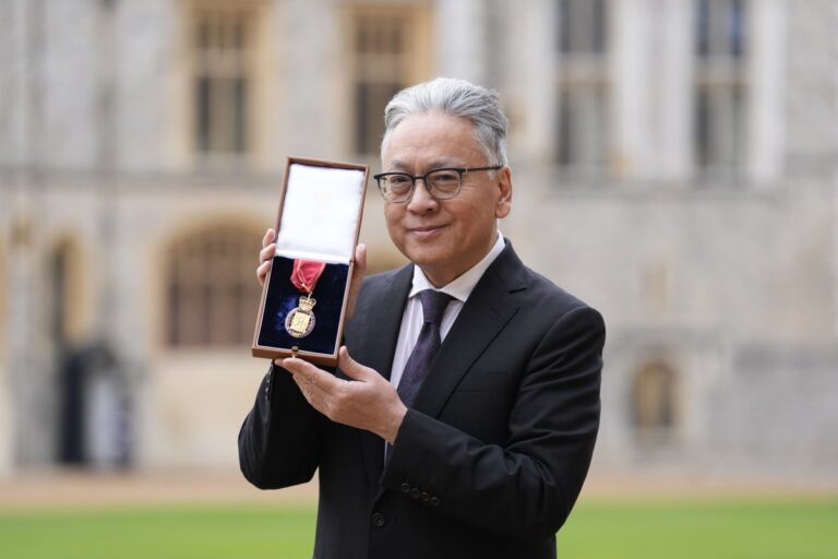 Kazuo Ishiguro - Ordem dos companheiros de honra do Reino Unido