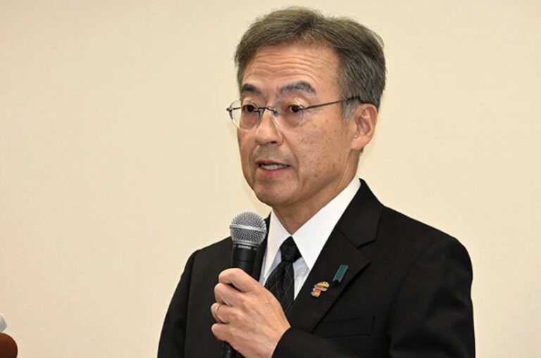 Tatsuji Sugimoto - Governador de Fukui