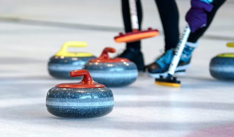 article_topimage_curling-competition-gf83575c70_1920