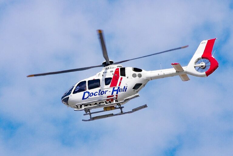 Airbus_Helicopters_EC135P3_JA840H_Doctor-Heli_in_Nagasaki