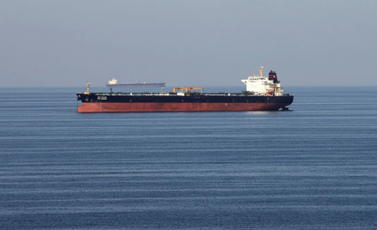 navio petroleo - estreito de ormuz