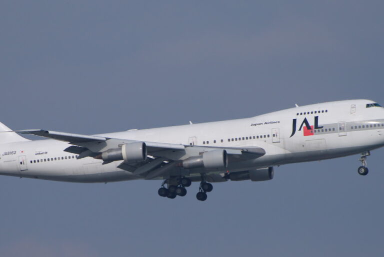 B747-200B(JA8162)__classic_jumbo__approach_(422198443)
