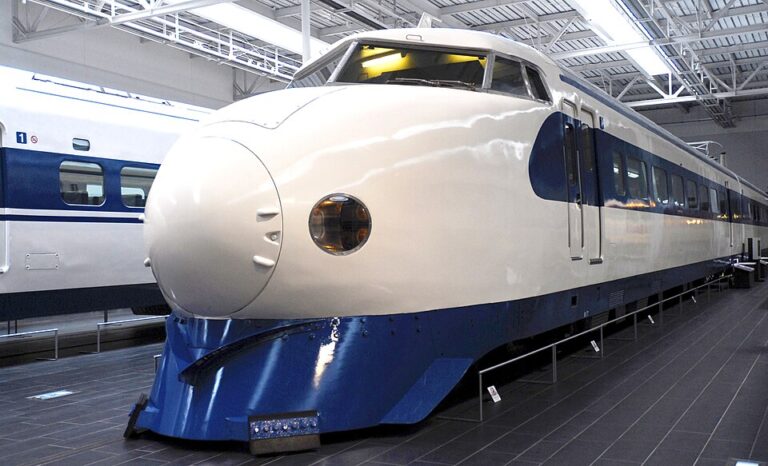 0_Series_Shinkansen_SCMaglev_and_Railway_Park001