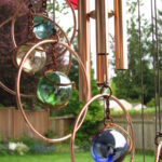 Multicolored_wind_chime_1