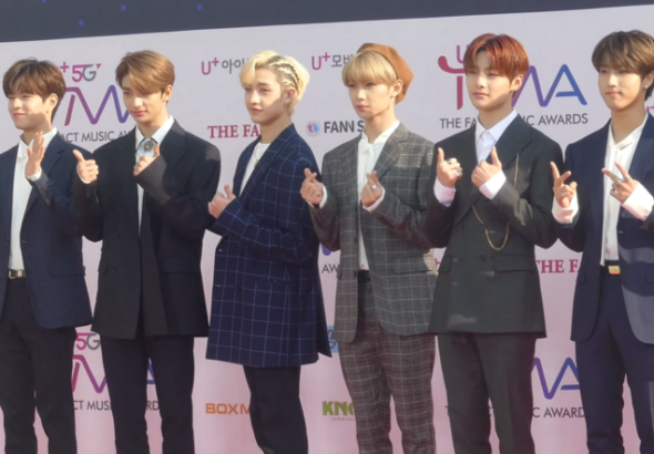 190424_Stray_Kids_The_Fact_Music_Awards_(cropped)