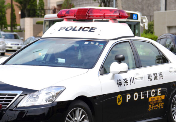 TOYOTA_CROWN_(S200)_Patrol_Car_(right-Side)