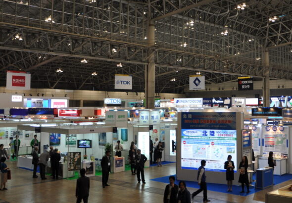 CEATEC_JAPAN_2010,_Makuhari_Messe_-_Oct_5,_2010_(2)